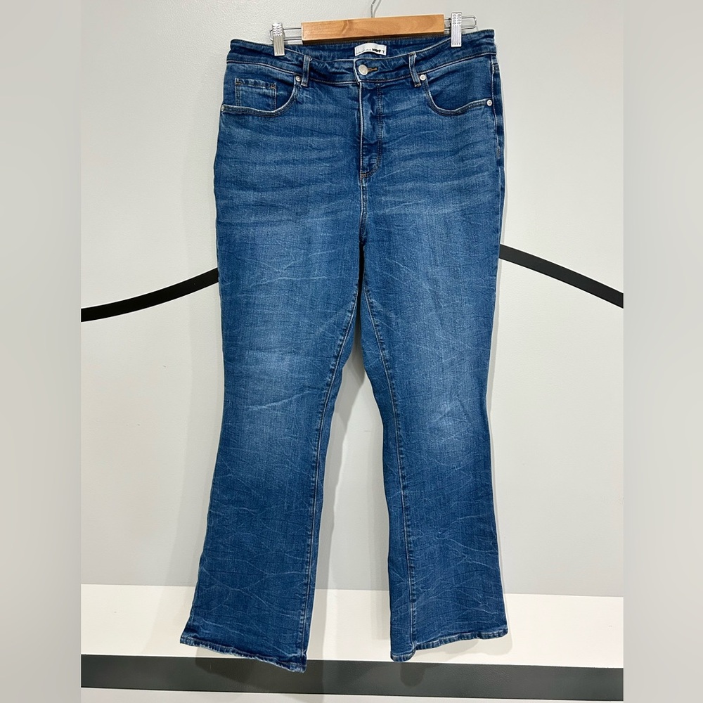 14 LOFT Bootcut Blue Women's Jeans